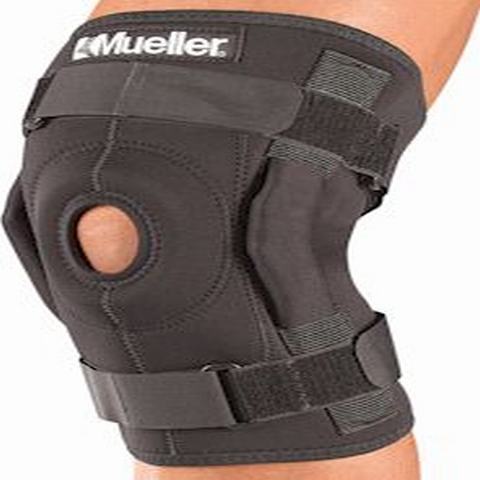 Mueller Hinged Wraparound Knee Brace